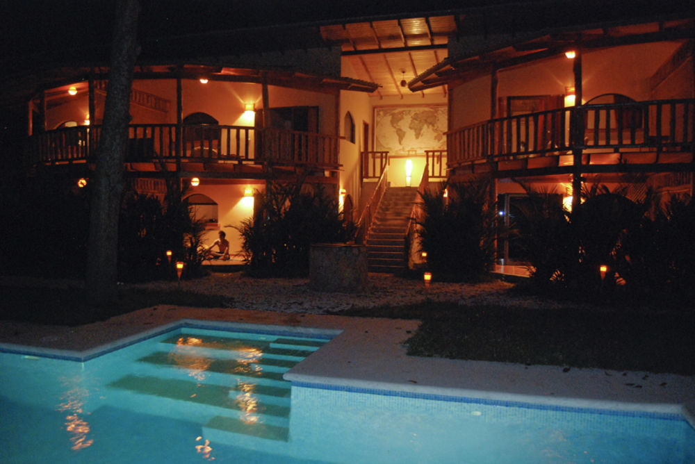 Pacifica Surf Studios Playa Santa Teresa  Екстериор снимка